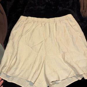 Abercrombie & Fitch Women's Beige Shorts